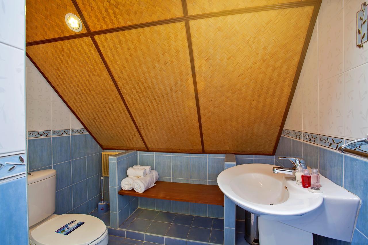 Traditional Thai Villa Nikkie In Tropical Nature, 4Br & Pool, Near Rawai Beach Nai Harn Ngoại thất bức ảnh